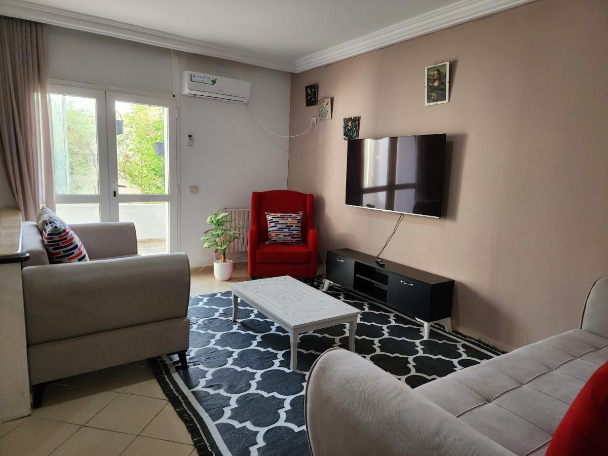 Duplex Bien Equipe Securise Avec Jardin Et Veranda La Marsa Buitenkant foto
